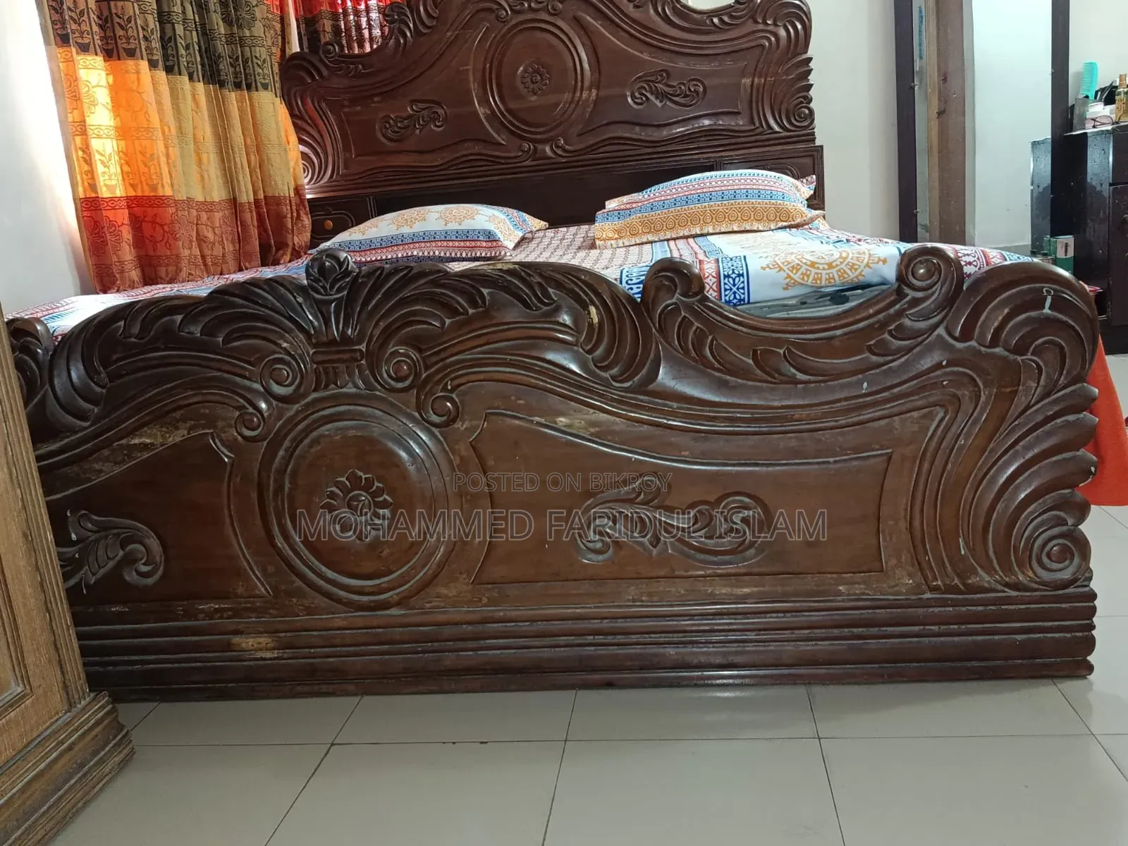 Mahogany Box Bed