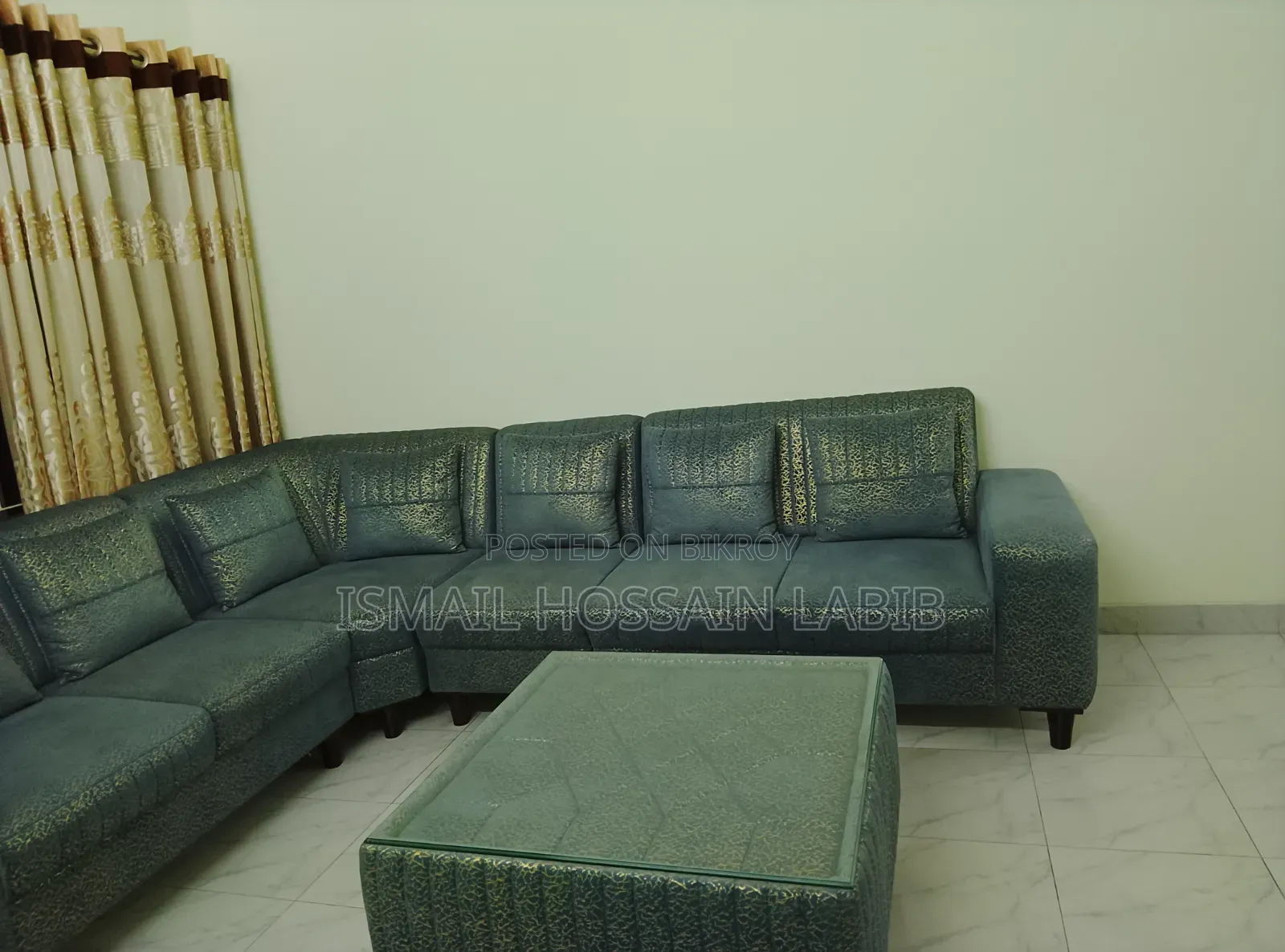 সোফা এবং ৬ চেয়ারের ডাইনিং টেবিল