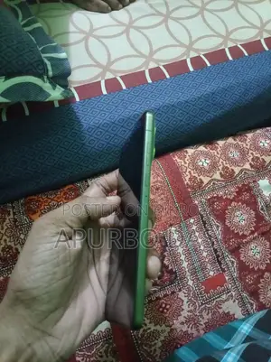 মোটোরোলা এজ ৭০ ২৫৬ জিবি গ্রিন