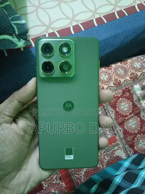 মোটোরোলা এজ ৭০ ২৫৬ জিবি গ্রিন