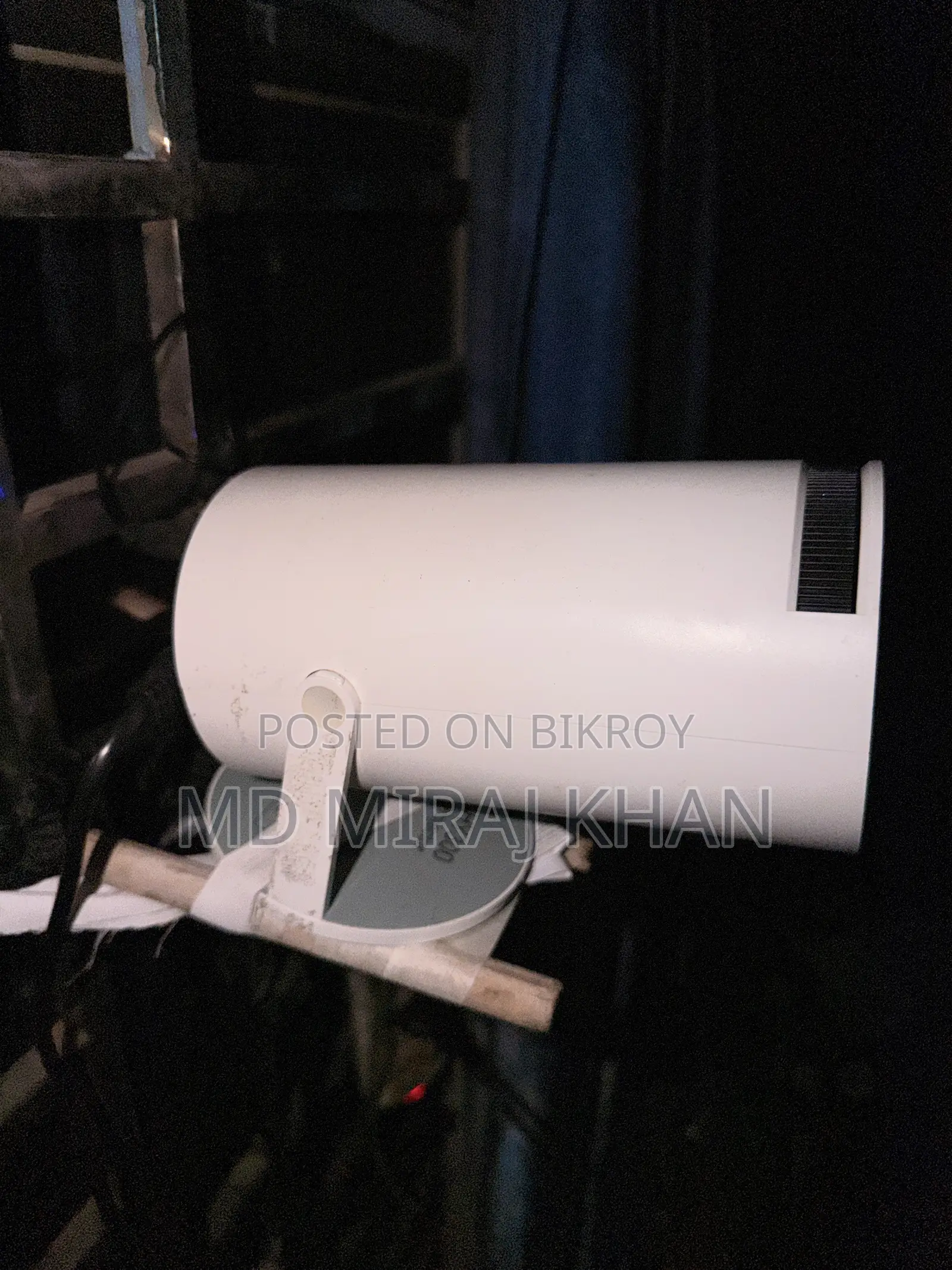 স্মার্ট এইচডি প্রজেক্টর