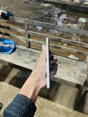 Apple iPhone 11 128 GB White
