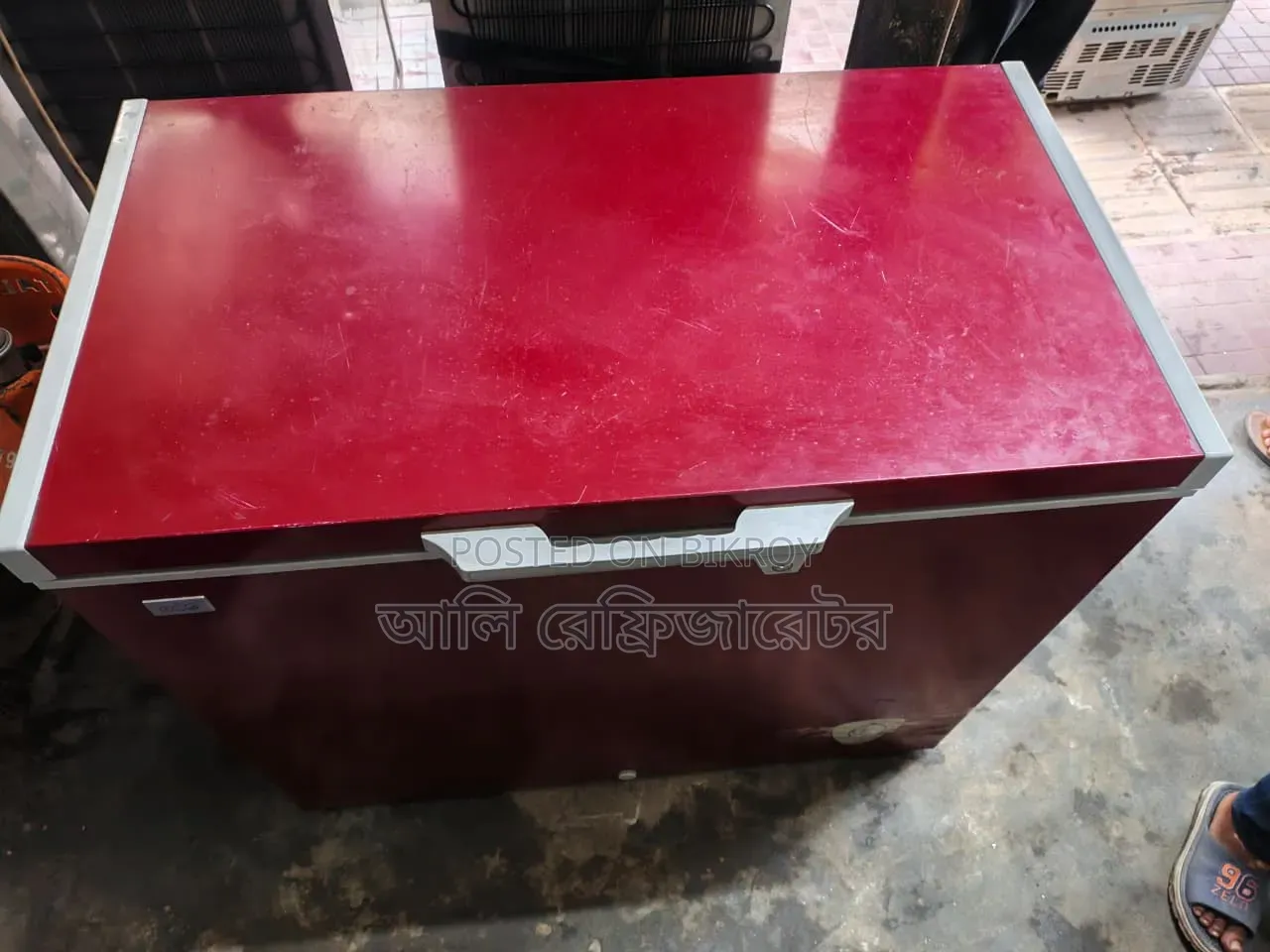 একটি ডিপ ফ্রিজ বিক্রি হবে ইকো প্লাস