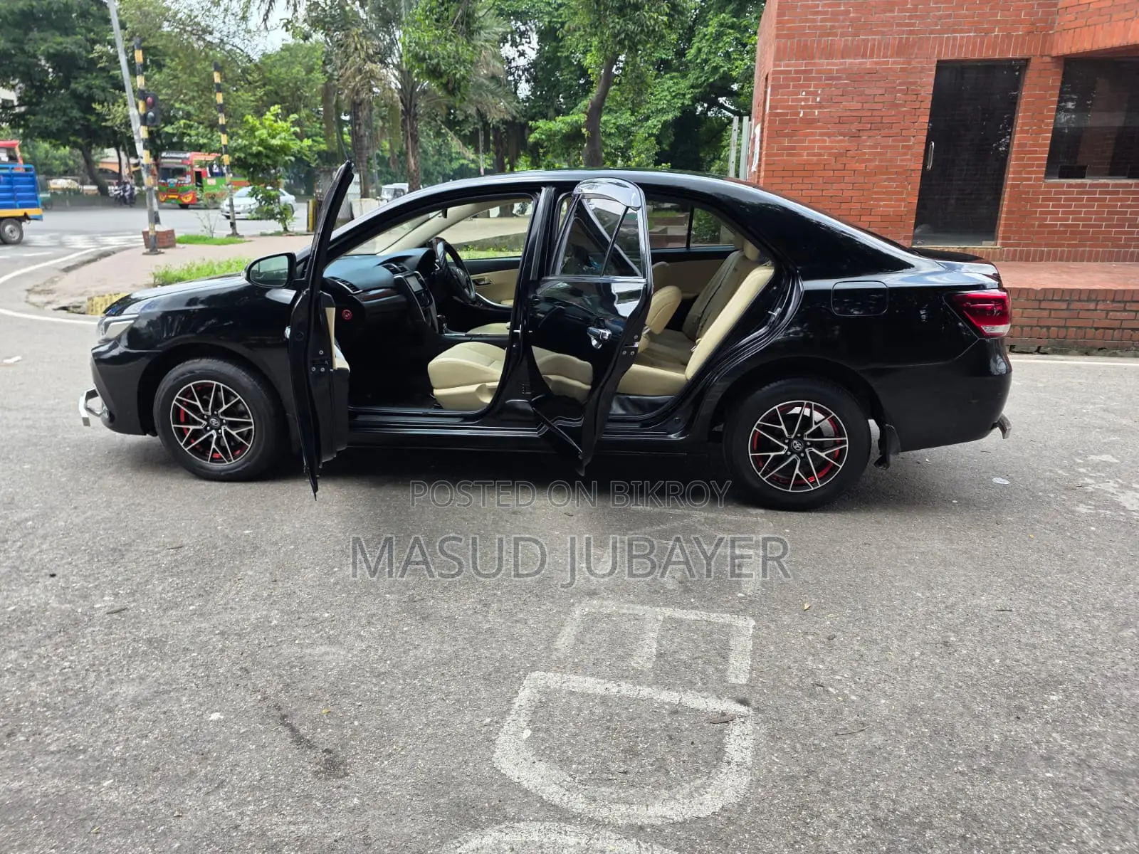 Toyota Premio 1.5 FWD 2018 Black