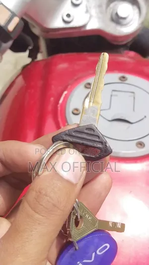 Bajaj Pulsar 150 2012 Red