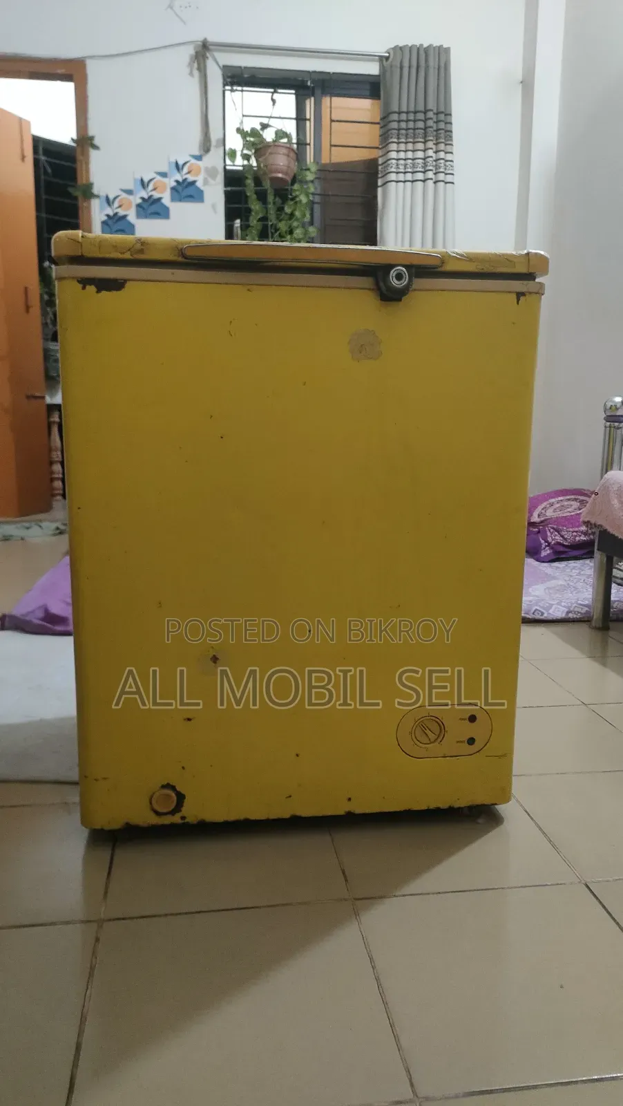 ডিপ ফ্রিজ খুব ভালো মানের একটি ফ্রিজ