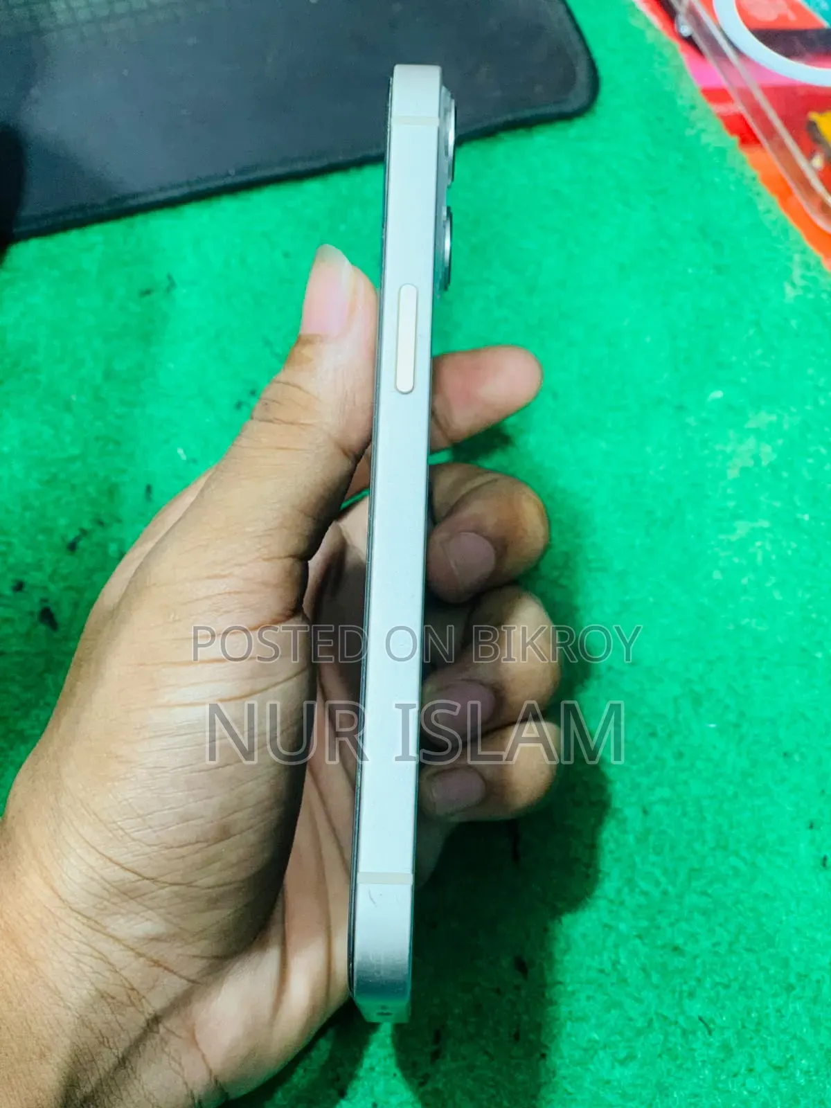 অ্যাপল আইফোন ১৩ ১২৮ জিবি হোয়াইট