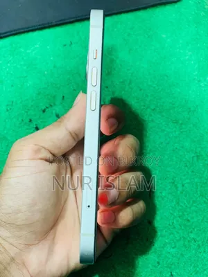 অ্যাপল আইফোন ১৩ ১২৮ জিবি হোয়াইট