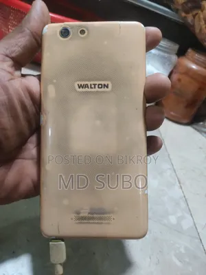 Walton 32 GB Gold