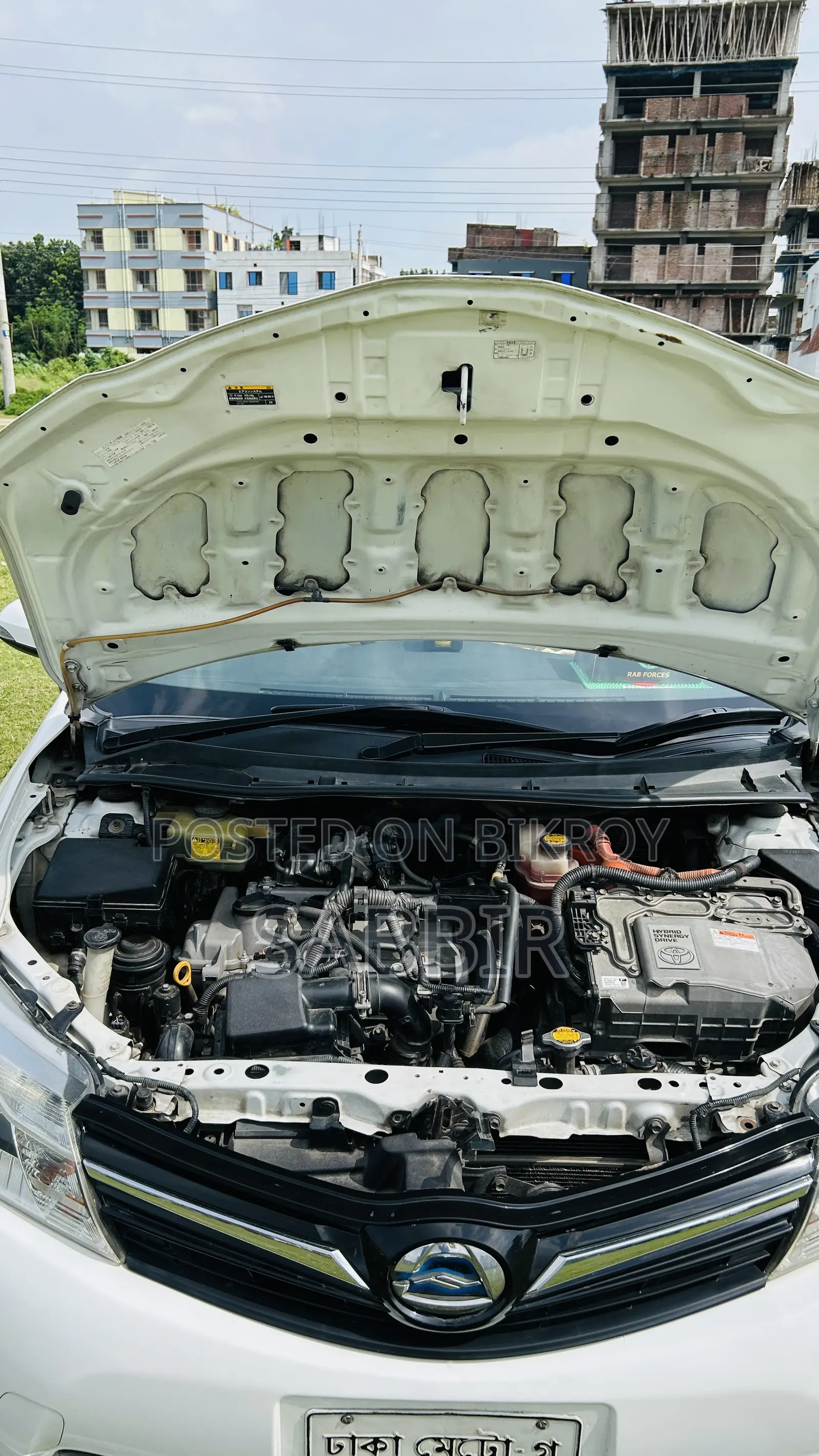 টয়োটা এক্সিও ২০১৪ সাদা