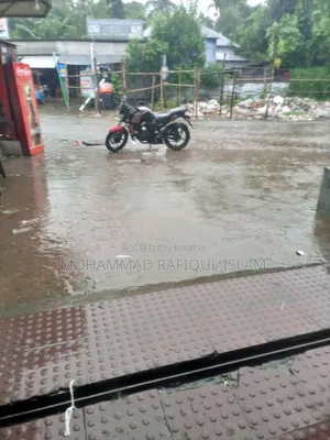 ইয়ামাহা এফজেড ২০১৩ কালো