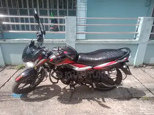 Bajaj Discover 125 2021 Black