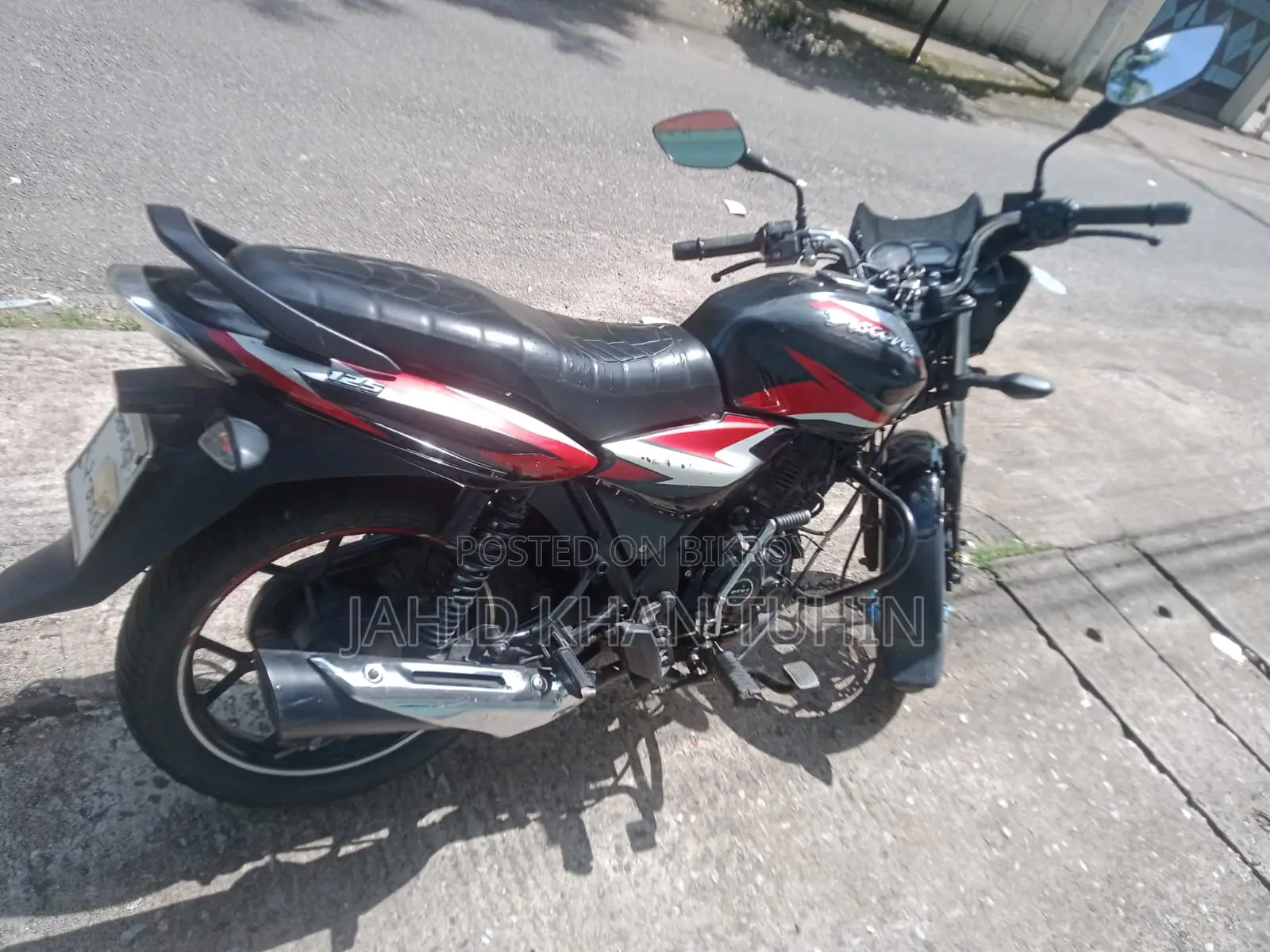 Bajaj Discover 125 2021 Black