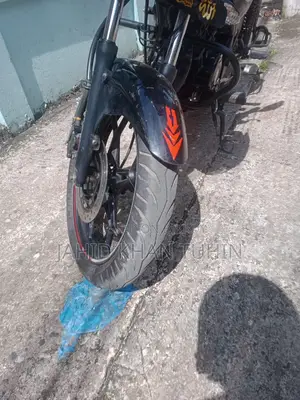 Bajaj Discover 125 2021 Black