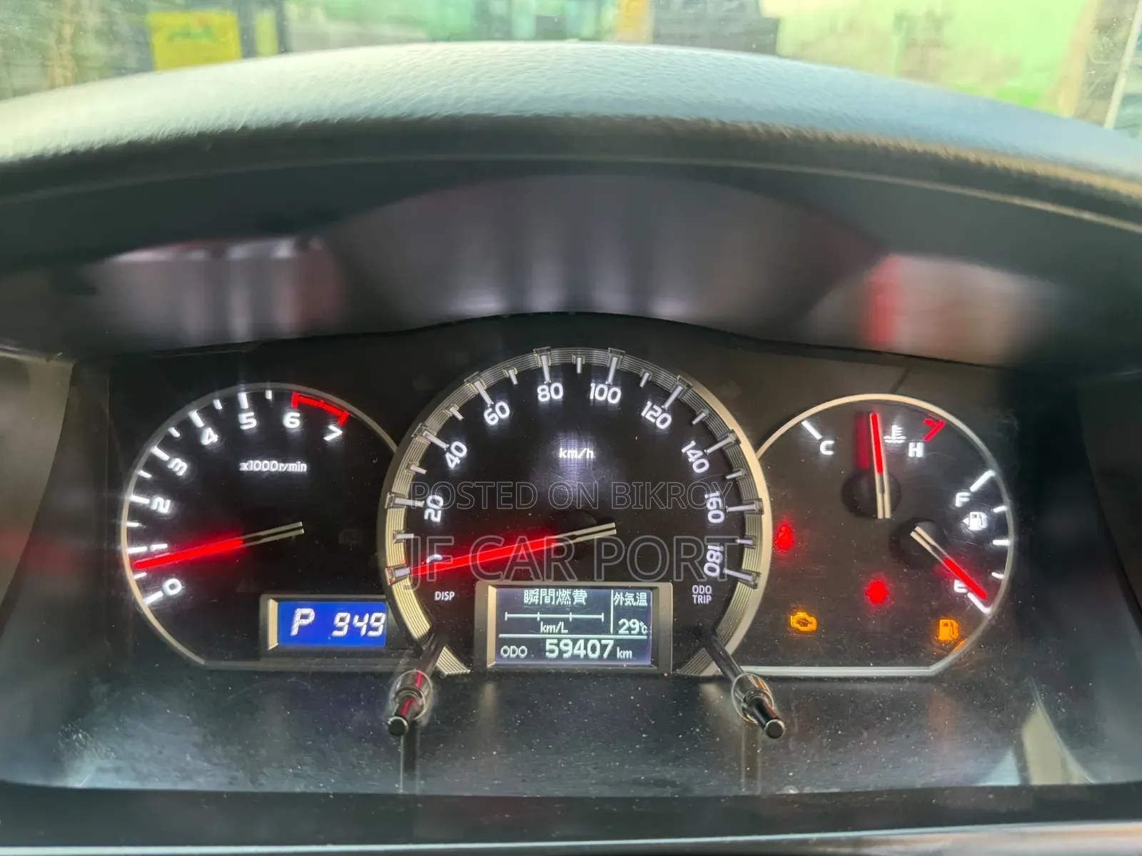 Toyota HiAce 2014 Grey