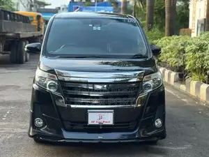 টয়োটা নোয়া ২০১৭ কালো