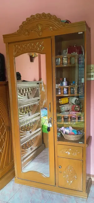 সেগুন কাঠের ড্রেসিং টেবিল