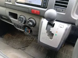 কার ২০২১ সিলভার