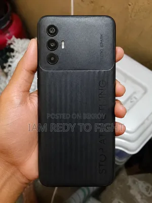 টেকনো স্পার্ক ৮ প্রো ৬৪ জিবি ব্ল্যাক