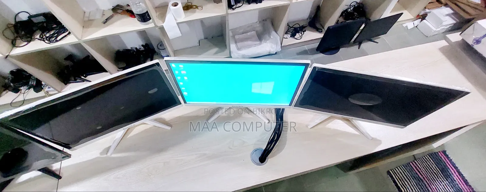 Borderless Type 19 Inch Esonic Led Monitor (With Replacement Warranty)