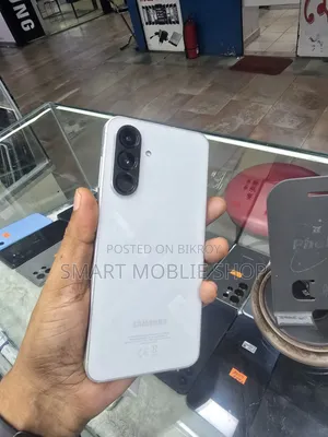 স্যামসাং গ্যালাক্সি এ৫৬ ১২৮ জিবি সাদা