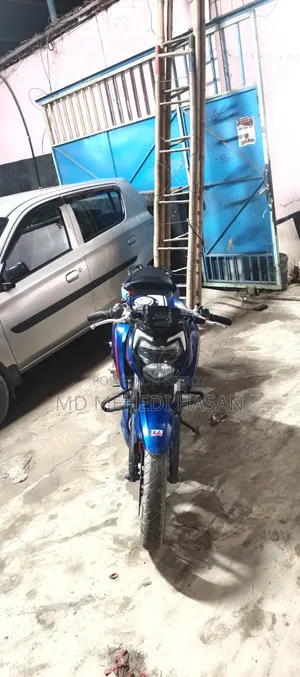 TVS Apache RTR 160 4V 2021 Blue