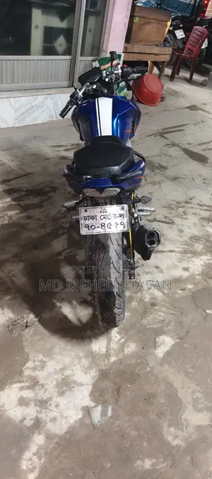 TVS Apache RTR 160 4V 2021 Blue