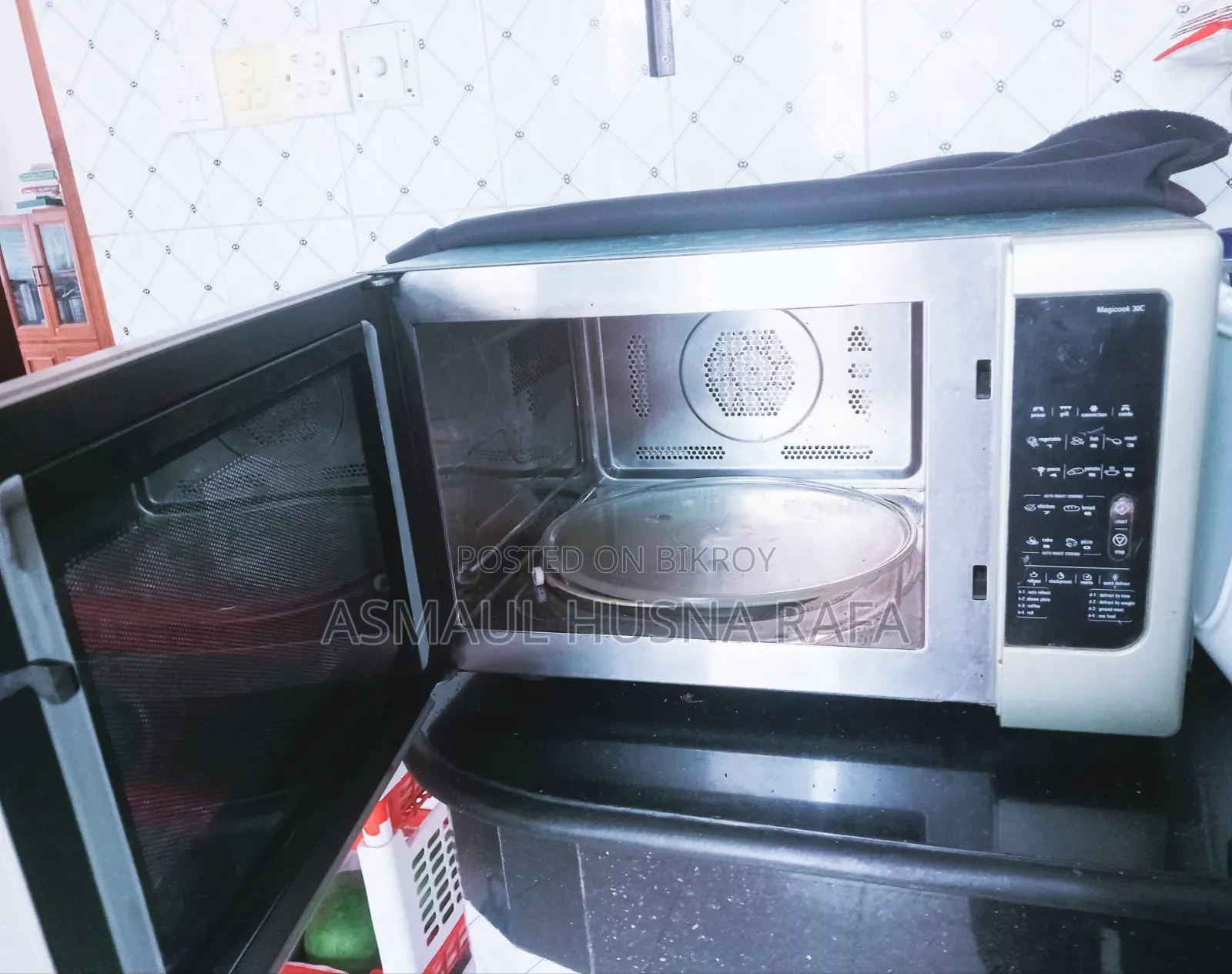 Whirlpool Magicook 30C Convection Microwave Oven for Sale