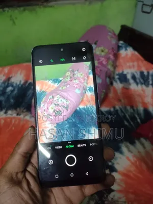 ইনফিনিক্স হট ১২ প্লে ৬৪ জিবি সাদা