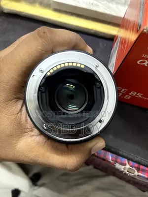 Sony 85mm 1.8