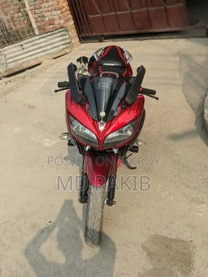 Yamaha 2018 Red