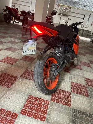কেটিএম আরসি ১২৫ ২০১৯ অরেঞ্জ
