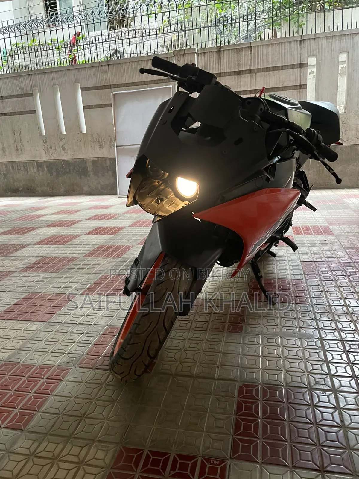 কেটিএম আরসি ১২৫ ২০১৯ অরেঞ্জ