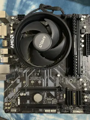 Desktop Computer Gigabyte 8GB AMD HDD 128GB