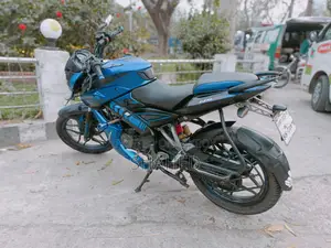 বাজাজ পালসার এনএস ১৬০ ২০২০ নীল