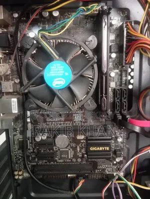 Desktop Computer 4GB Intel Core i3 HDD+SSD 500GB