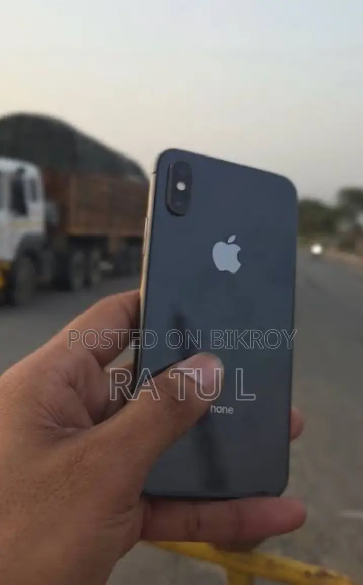 অ্যাপল আইফোন এক্সএস ৫১২ জিবি কালো