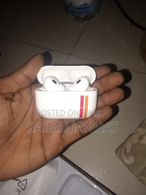 নিউ অ্যাপল হোয়াইট