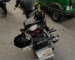 Honda Hornet 2017 Gray