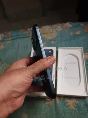 নতুন অ্যাপল আইফোন ১৭ প্রো ম্যাক্স ২৫৬ জিবি নীল
