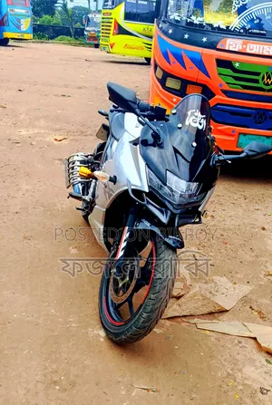 Suzuki Gixxer SF 2021 Silver