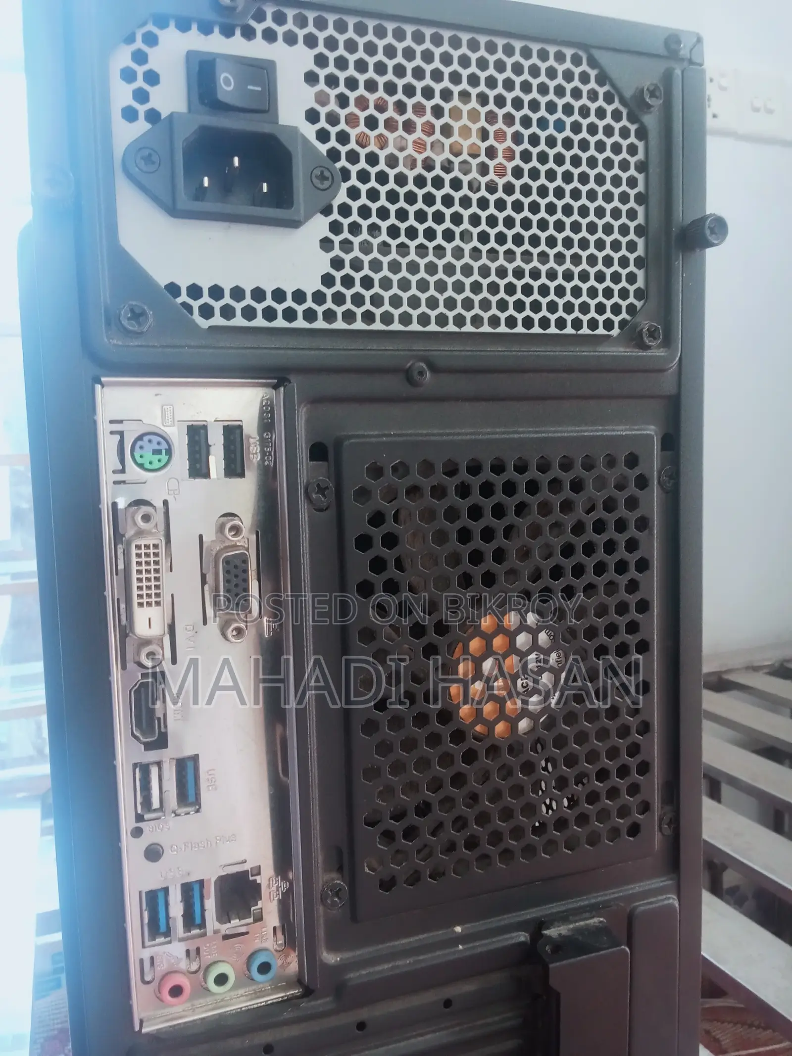 Desktop Computer Gigabyte 8GB SSD 256GB