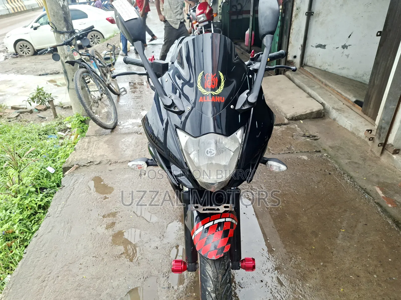 সুজুকি জিক্সার এসএফ ২০১৭ ব্ল্যাক