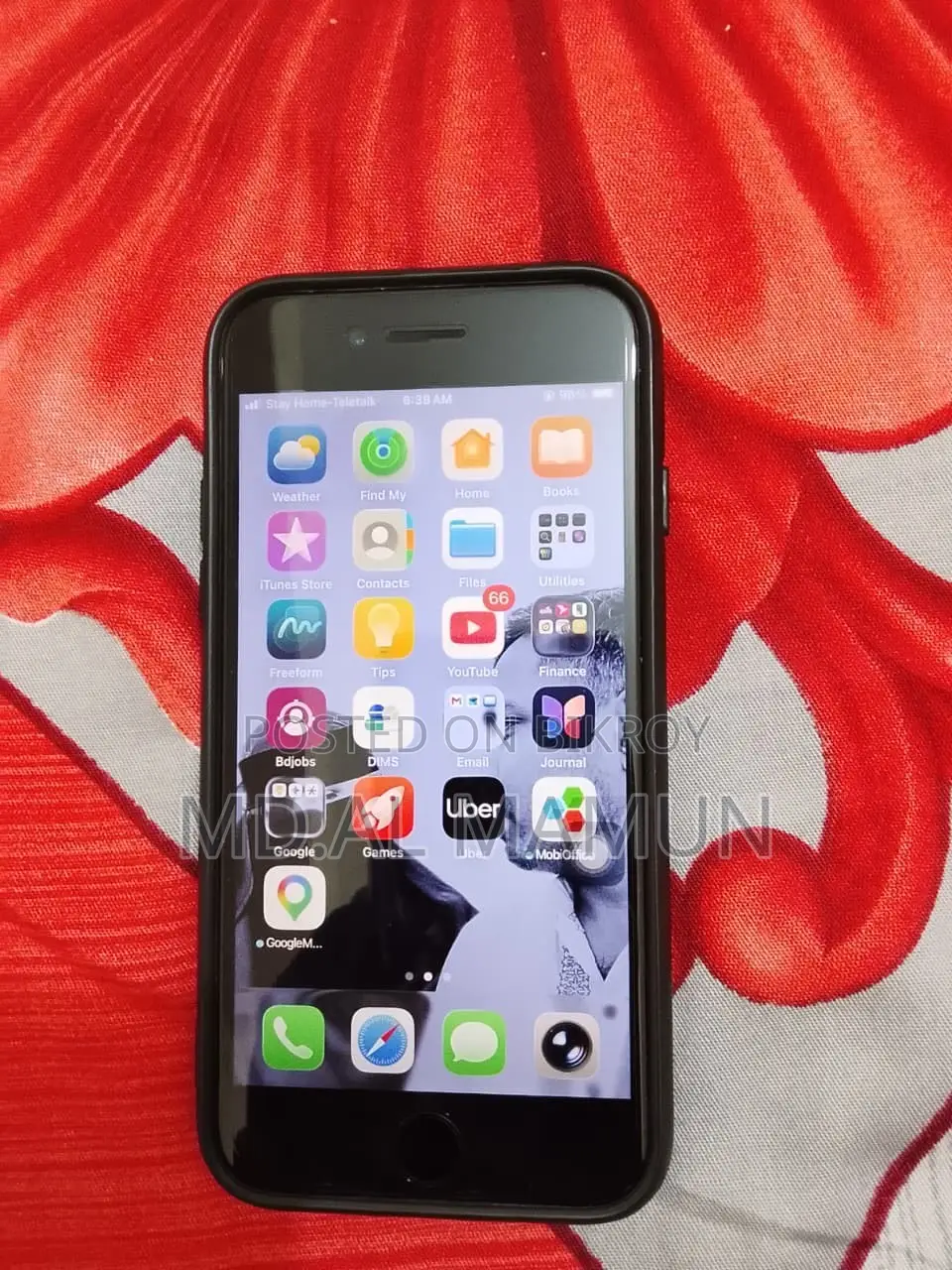 Apple iPhone SE (2022) 64 GB Red