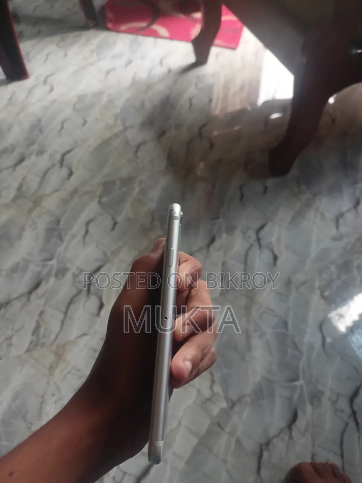 Apple iPhone 6 64 GB Silver