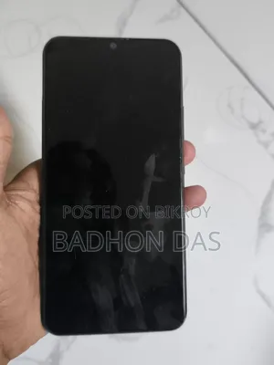 Vivo Y11 32 GB Red