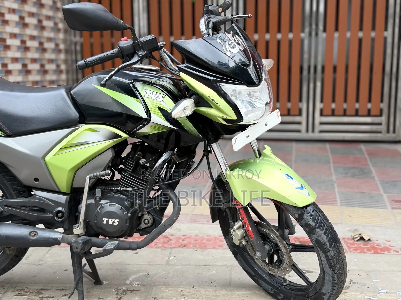 টিভিএস স্ট্রাইকার ১২৫ ২০২১ সবুজ