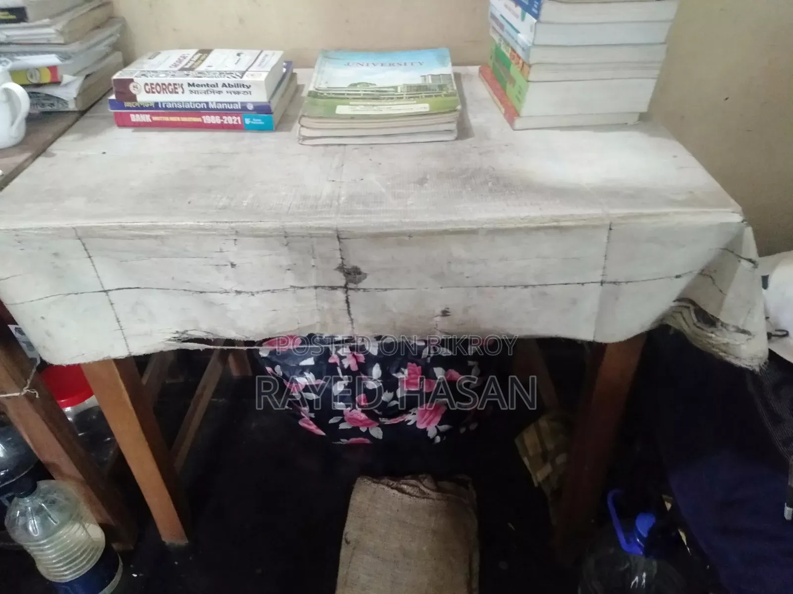 খুব ভালো মানের চৌকি ও টেবিল