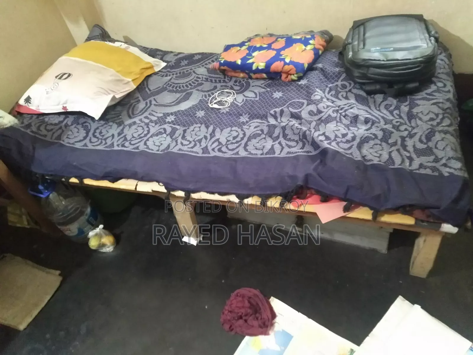 খুব ভালো মানের চৌকি ও টেবিল