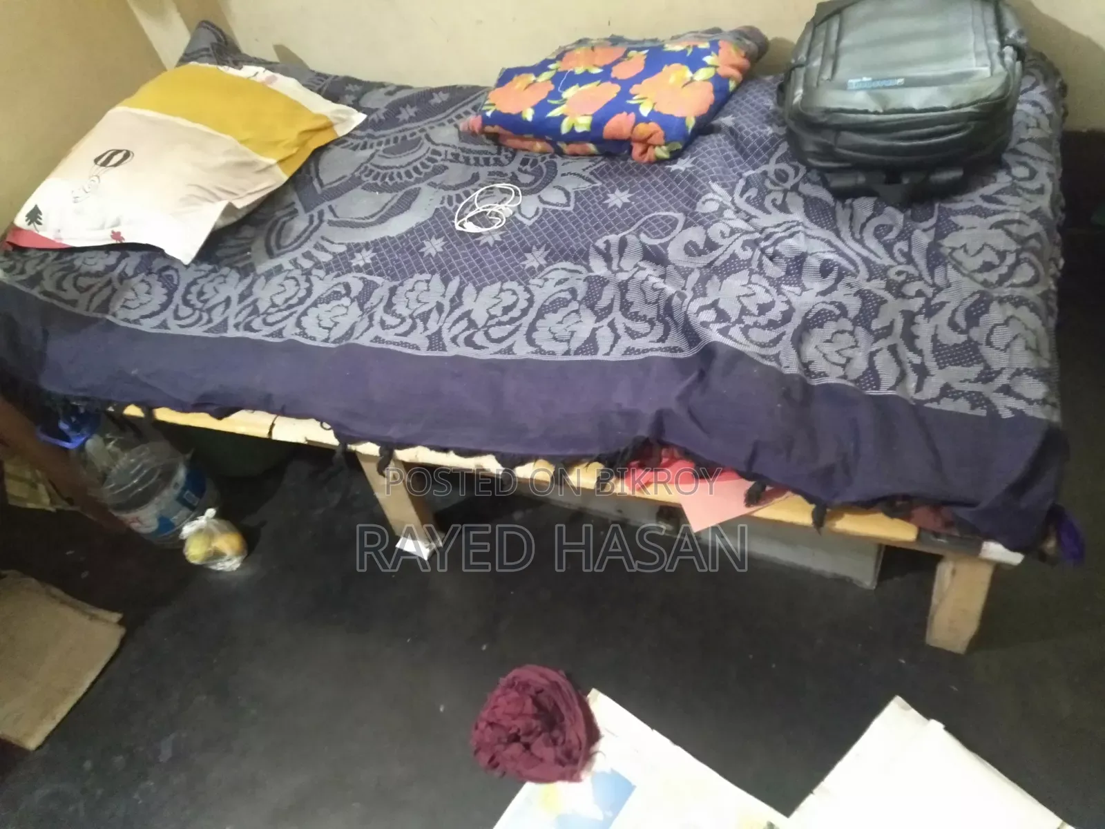 খুব ভালো মানের চৌকি ও টেবিল